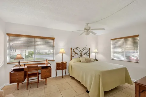 342 Pine Ridge Circle Greenacres FL 33463