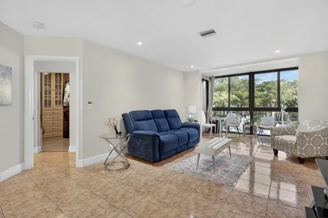 4151 Coral Tree Circle Coconut Creek FL 33073