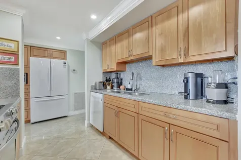 2121 N Ocean Boulevard Boca Raton FL 33431