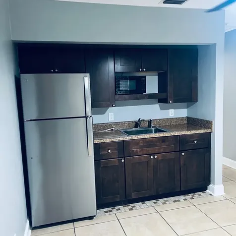 826 SE Damask Avenue Port Saint Lucie FL 34983