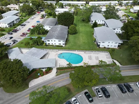 390 Durham M Circle Deerfield Beach FL 33442
