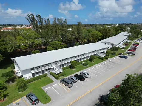 390 Durham M Circle Deerfield Beach FL 33442