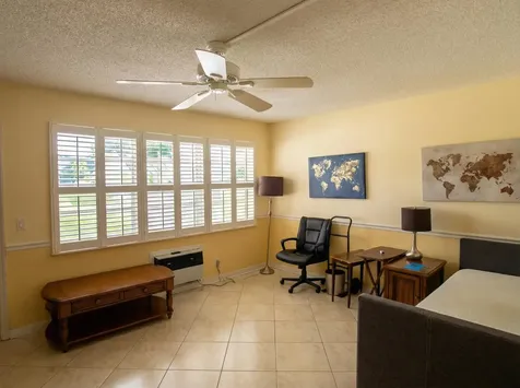 390 Durham M Circle Deerfield Beach FL 33442