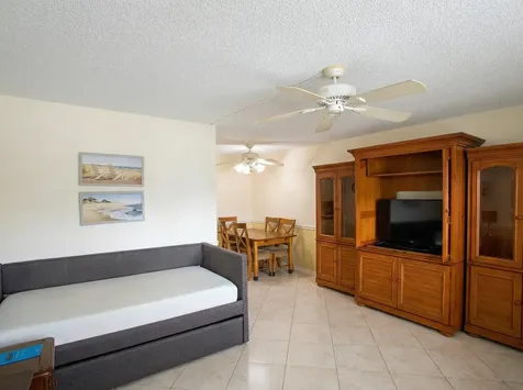 390 Durham M Circle Deerfield Beach FL 33442