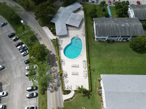 390 Durham M Circle Deerfield Beach FL 33442