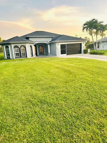 1074 Sw Sultan Drive Port Saint Lucie FL 34953