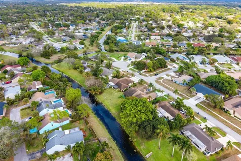 12445 Guilford Way Wellington FL 33414