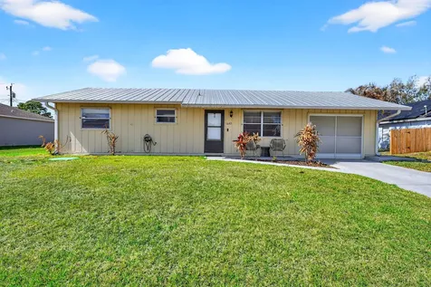 1652 Sw Angelico Lane Port Saint Lucie FL 34984