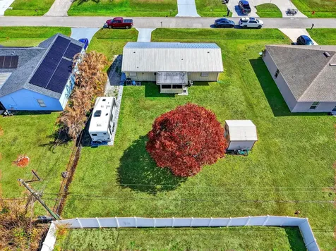 1652 Sw Angelico Lane Port Saint Lucie FL 34984