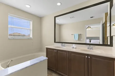 11953 Sw Bennington Circle Port Saint Lucie FL 34987