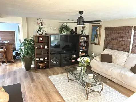 1541 S 32nd Avenue Hollywood FL 33021