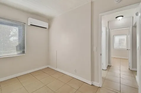 1257 W 35th Street Riviera Beach FL 33404