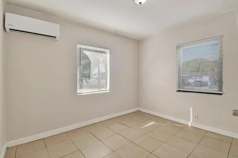 1257 W 35th Street Riviera Beach FL 33404