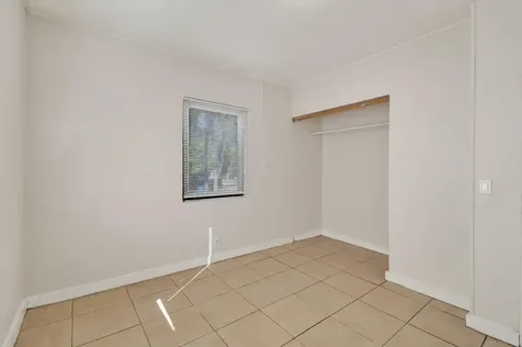 1257 W 35th Street Riviera Beach FL 33404