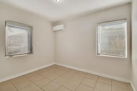 1257 W 35th Street Riviera Beach FL 33404