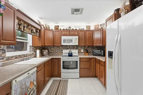 1341 Se Seashell Lane Stuart FL 34996