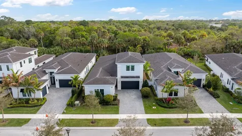 13602 Artisan Circle Palm Beach Gardens FL 33418