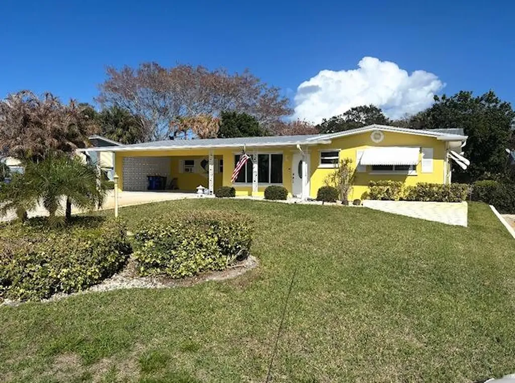 3393 NE Sandra Drive Jensen Beach FL 34957