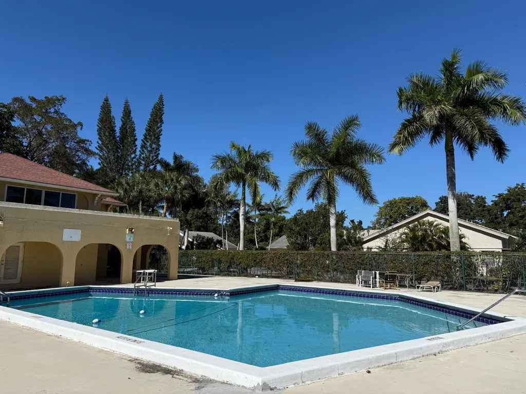 10762 La Placida Drive Coral Springs FL 33065