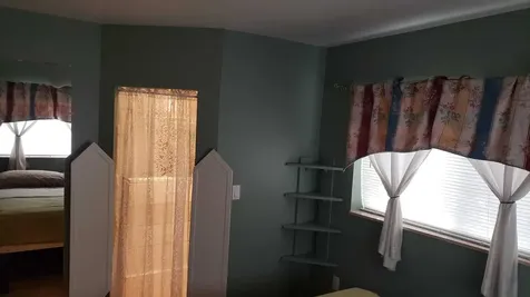 2334 Ne 136th Street North Miami Beach FL 33181