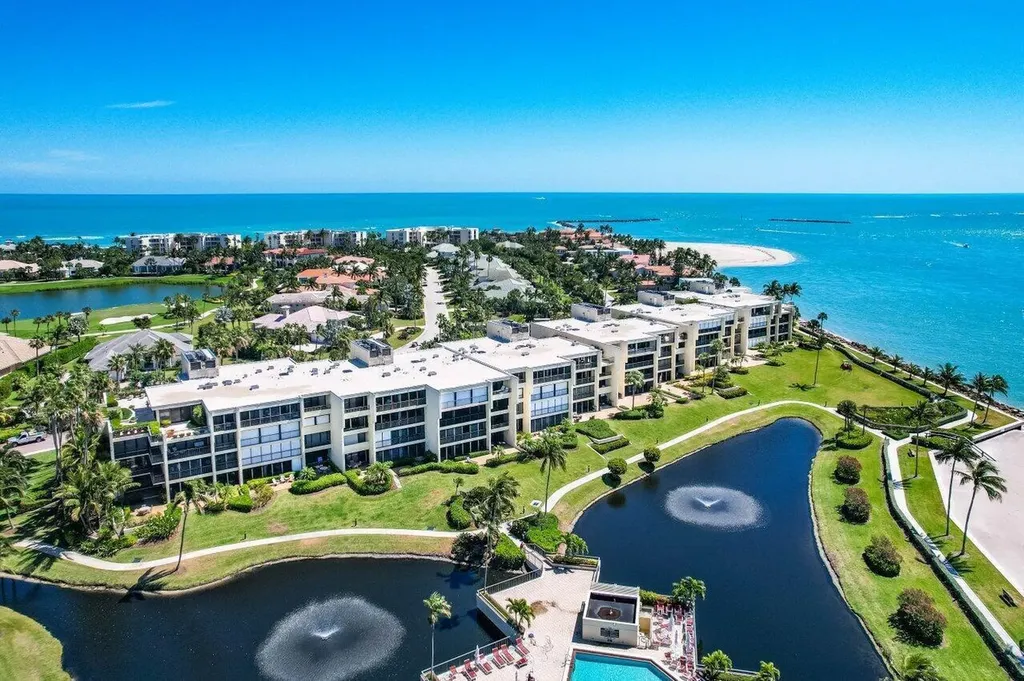 2820 Se Dune Drive Stuart FL 34996