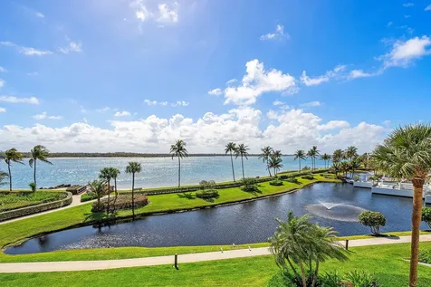 2820 Se Dune Drive Stuart FL 34996