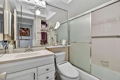 100 SE 6th Avenue Pompano Beach FL 33060