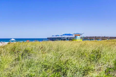 100 SE 6th Avenue Pompano Beach FL 33060