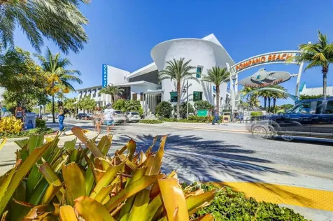 100 SE 6th Avenue Pompano Beach FL 33060