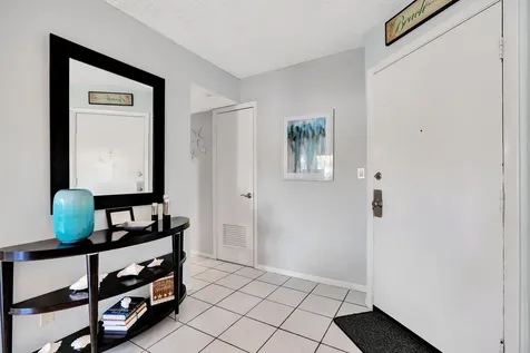 1605 S Us Highway 1 Jupiter FL 33477