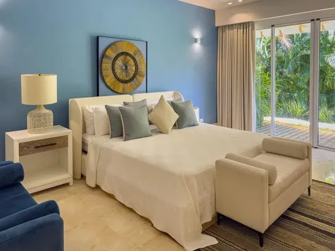 77 Las Canas I Casa de Campo DR 22000