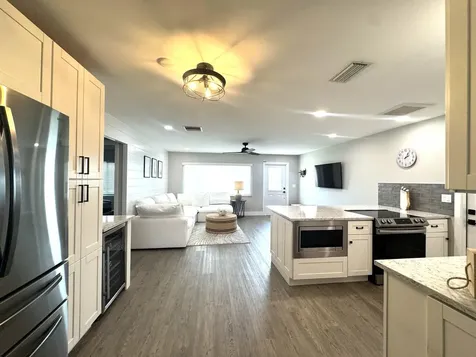 108 SW 9th Street Boynton Beach FL 33426