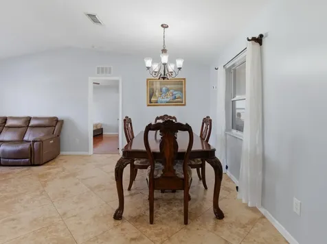 731 Sw Bond Road Port Saint Lucie FL 34953