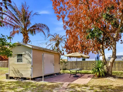 731 Sw Bond Road Port Saint Lucie FL 34953