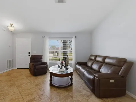731 Sw Bond Road Port Saint Lucie FL 34953