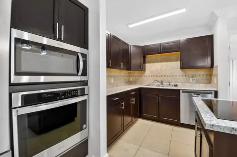 18 Crossings Circle Boynton Beach FL 33435