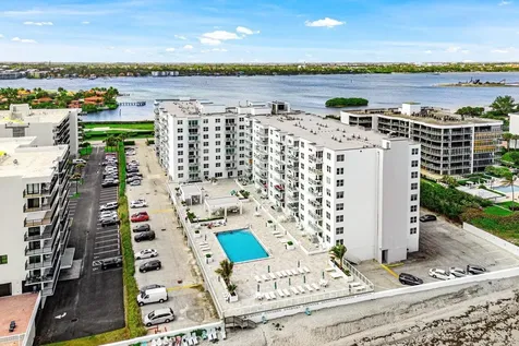 3450 S Ocean Boulevard Palm Beach FL 33480
