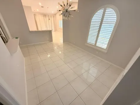 8645 Via Giula Boca Raton FL 33496
