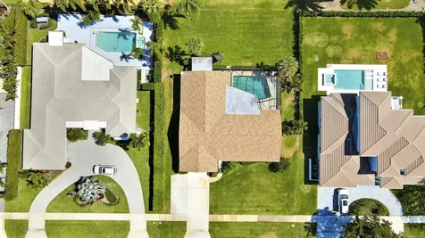 856 Country Club Drive North Palm Beach FL 33408
