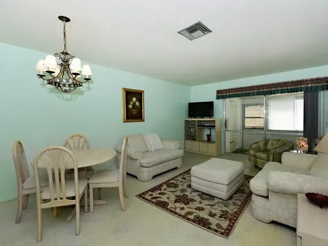 2789 Ashley Drive West Palm Beach FL 33415