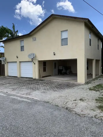 121 S Oak Street Lantana FL 33462