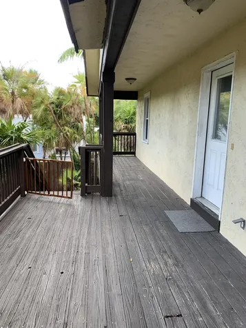 121 S Oak Street Lantana FL 33462