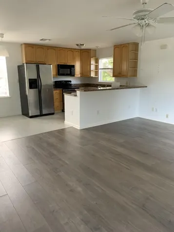 121 S Oak Street Lantana FL 33462