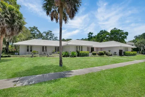 800 Sw 17th Street Boca Raton FL 33486