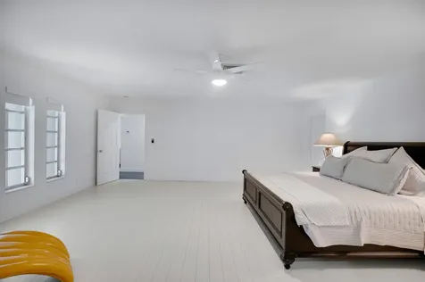 800 Sw 17th Street Boca Raton FL 33486
