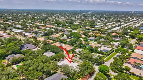 800 Sw 17th Street Boca Raton FL 33486