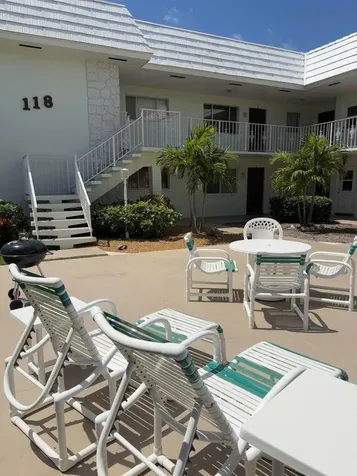 118 Yacht Club Drive North Palm Beach FL 33408