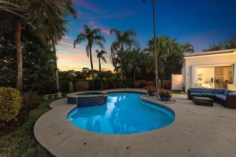 1118 Crystal Drive Palm Beach Gardens FL 33418