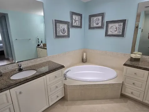22 Harbour Isle Drive Fort Pierce FL 34949
