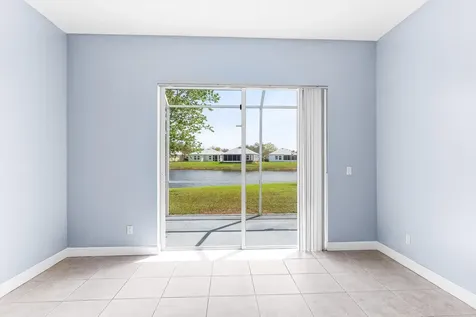 615 Ne Canoe Park Circle Port Saint Lucie FL 34983